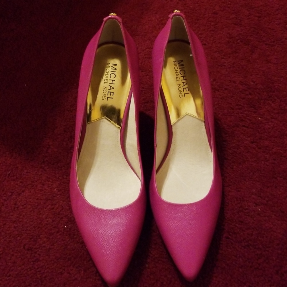 Ladies shoes